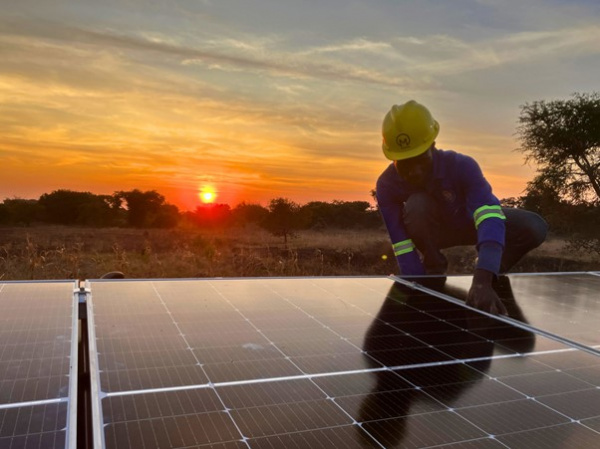 Solaire : l’énergéticien suisse MPower, présent au Togo, lève 1,1 million d’euros pour son expansion