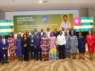 education-et-autonomisation-des-femmes-a-lome-la-societe-civile-africaine-se-mobilise