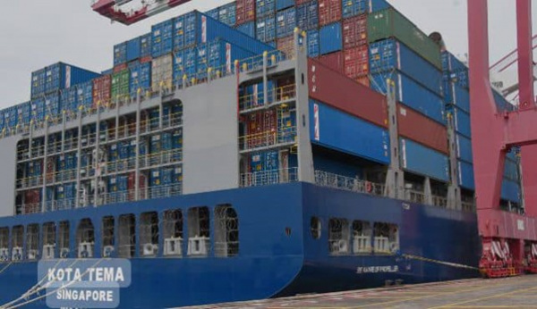 Le navire de dernière génération Kota Tema a accosté au Port de Lomé 