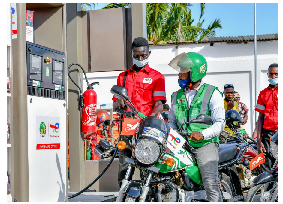 Gozem s&#039;allie à TotalEnergies pour digitaliser les achats d’essence de ses conducteurs