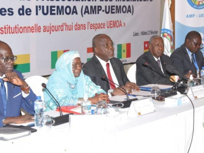 lome-accueille-une-rencontre-des-mediateurs-de-l-uemoa