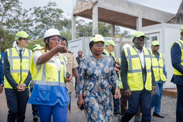 Réhabilitation des CHU de Lomé et Kara : Victoire Dogbé constate l’effectivité des travaux