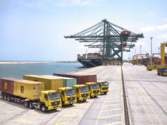 Inspection of warehouse and storage facilities underway at the port of Lomé