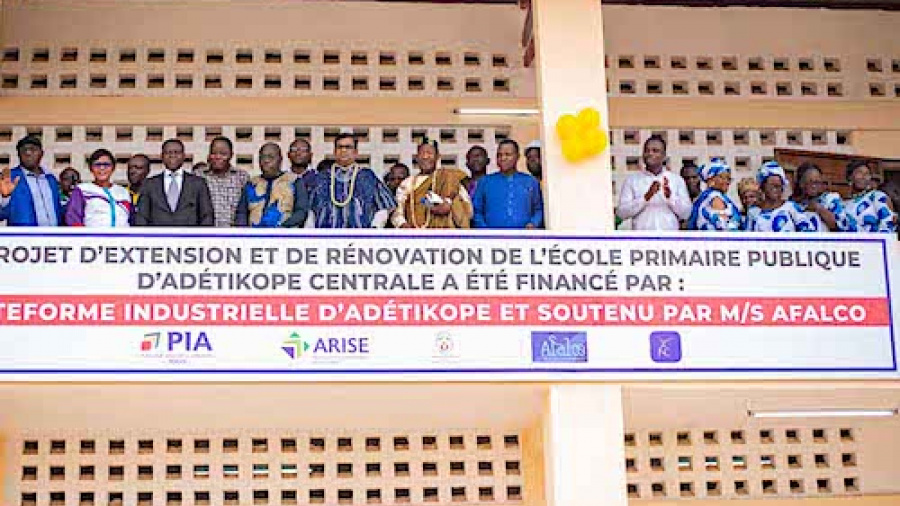 Cérémonie de remise des travaux d’extension et de rénovation de l’école primaire publique d’Adetikope Centrale