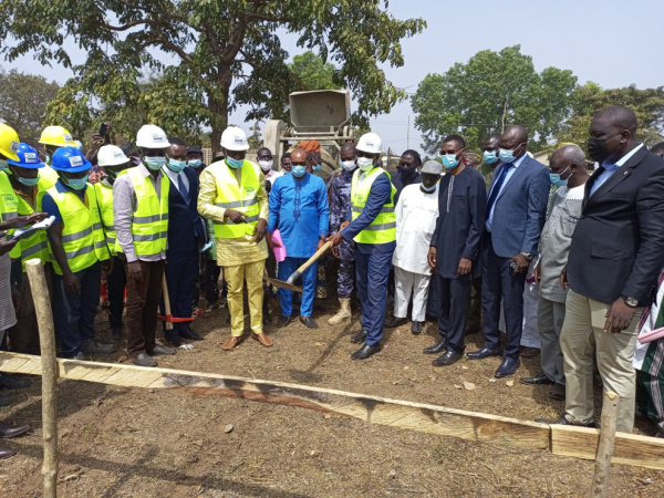 Education : démarrage des travaux de construction de 30 000 salles de classe au Togo