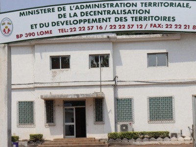 togo-l-etat-structure-la-concertation-entre-l-administration-et-les-collectivites-locales