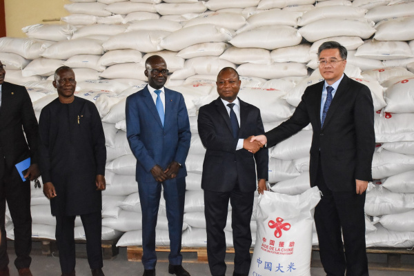 La chine offre au Togo du riz pour 1,7 milliard FCFA