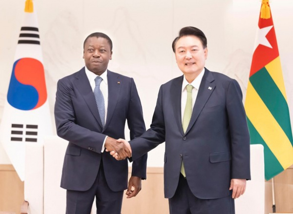 Togo&#039;s President Meets South Korean Counterpart in Seoul