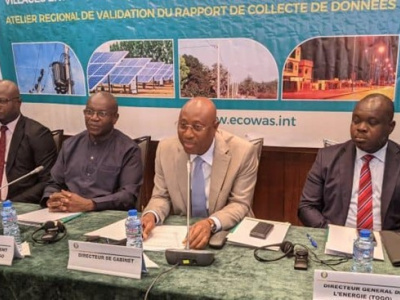 le-projet-electrification-de-20-000-villages-en-afrique-de-l-ouest-au-coeur-d-une-rencontre-a-lome