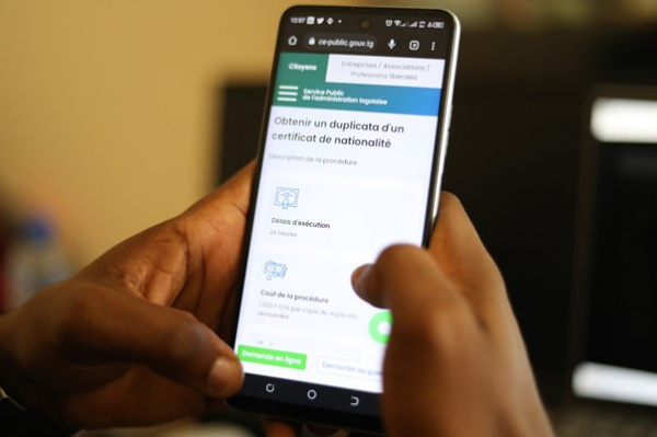 Togo : la plateforme &#039;Services Publics&#039; a traité 400 000 demandes en 2024, 4 fois plus qu’en 2023