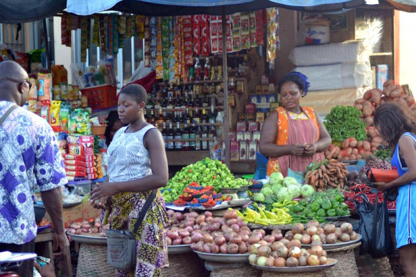 Togo: entre 2015 et 2017, le taux de pauvreté a reculé de 1,6% selon l’INSEED