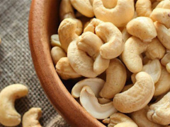 Togo imposes tax on cashew nut export