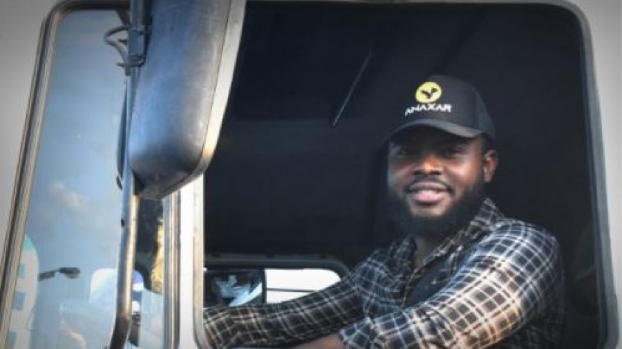 Anaxar, une jeune start-up togolaise se lance dans le trafic routier et la logistique