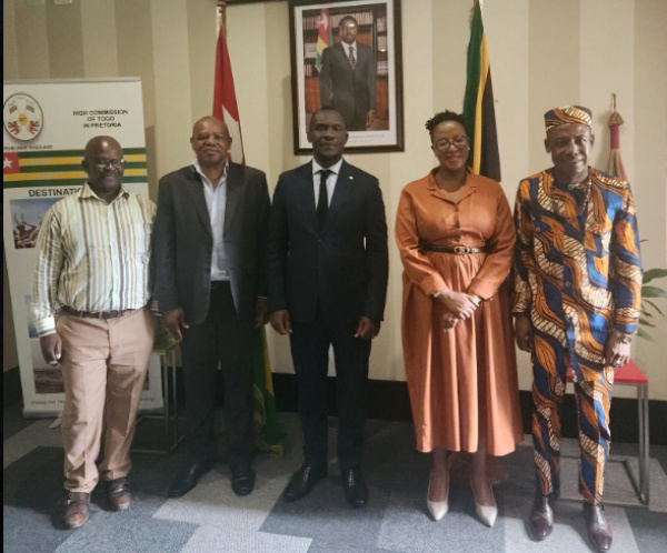 togo-explores-railway-projects-with-south-african-investors