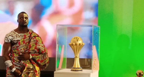 Football: New World TV présente à Lomé, le trophée de la CAN Côte d’Ivoire 2023