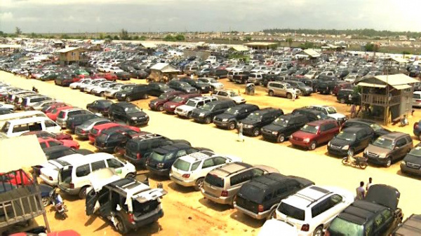Au Togo, le gouvernement veut réglementer l’importation des véhicules d’occasion