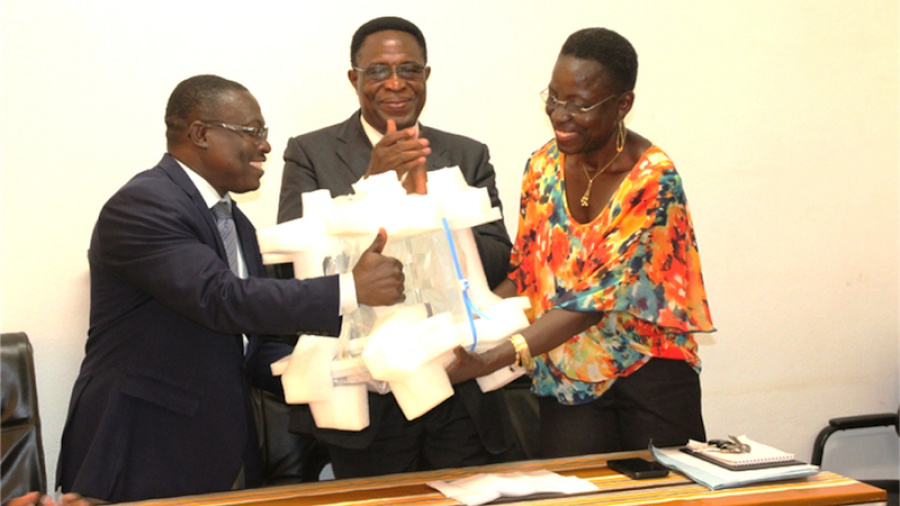 L&#039;Agence Internationale de l&#039;Energie Atomique et l&#039;ONUDI dotent l&#039;Université de Lomé d’équipements estimés à 160 000 000 FCFA