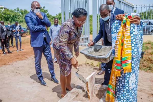Togo : pose de la 1ère pierre pour la construction d&#039;un laboratoire dédié à la biomasse