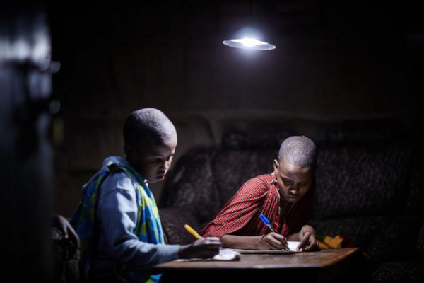 Électrification hors réseau : le Togo décroche une part d’un financement de 110 milliards FCFA de la Banque mondiale