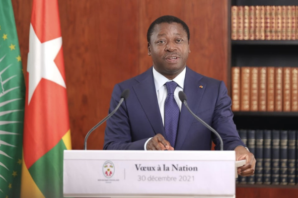 Face à la persistance de l’inflation, Faure Gnassingbé annonce une avance d&#039;un mois de salaire aux fonctionnaires